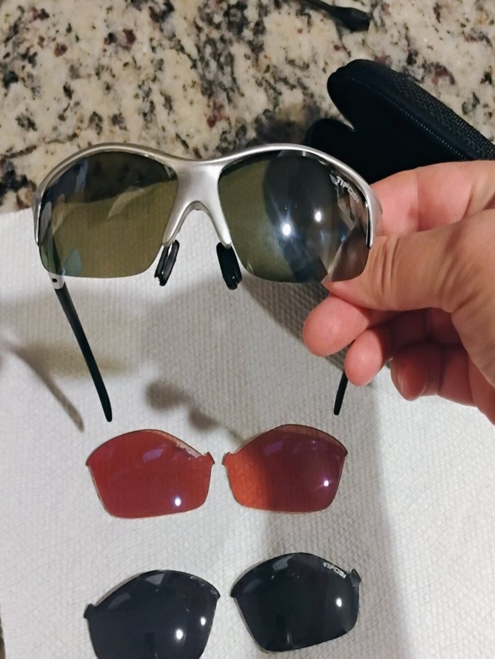 Tifosi youth sunglasses